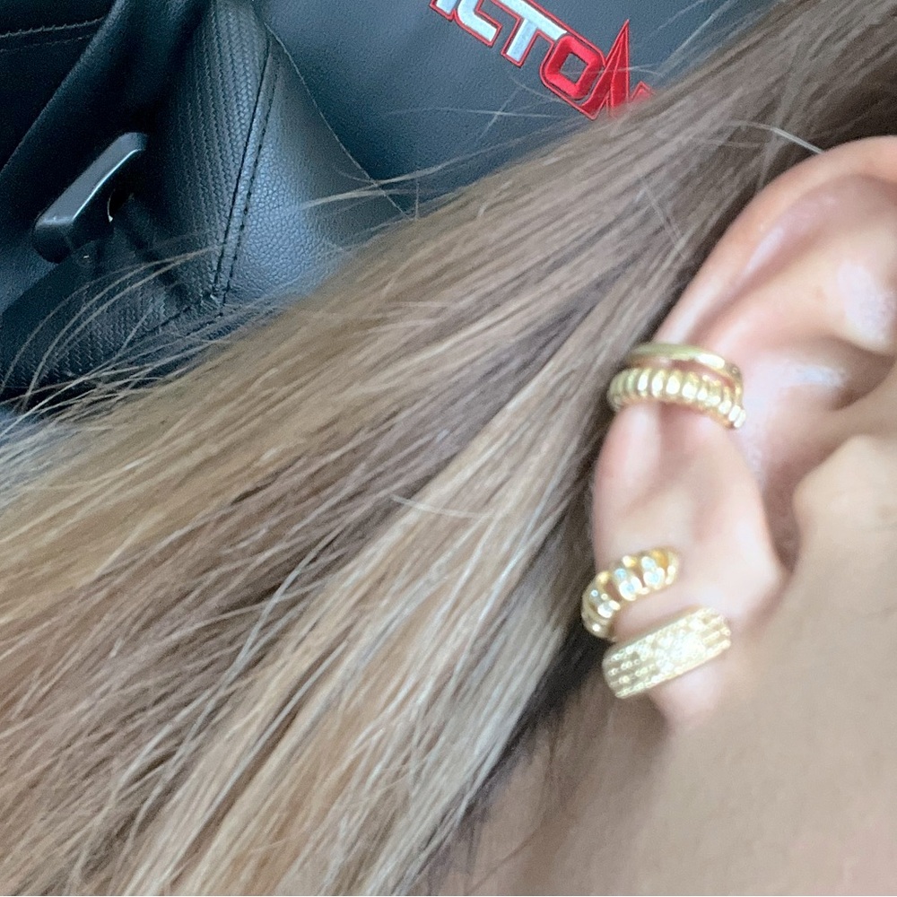 Earrings -New - image 2